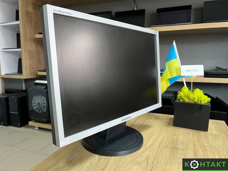 Купити Монітор 19" Samsung 920NW — 900 грн